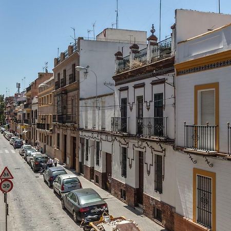 Azahar Apartamentos Triana V Sevilla Exteriör bild