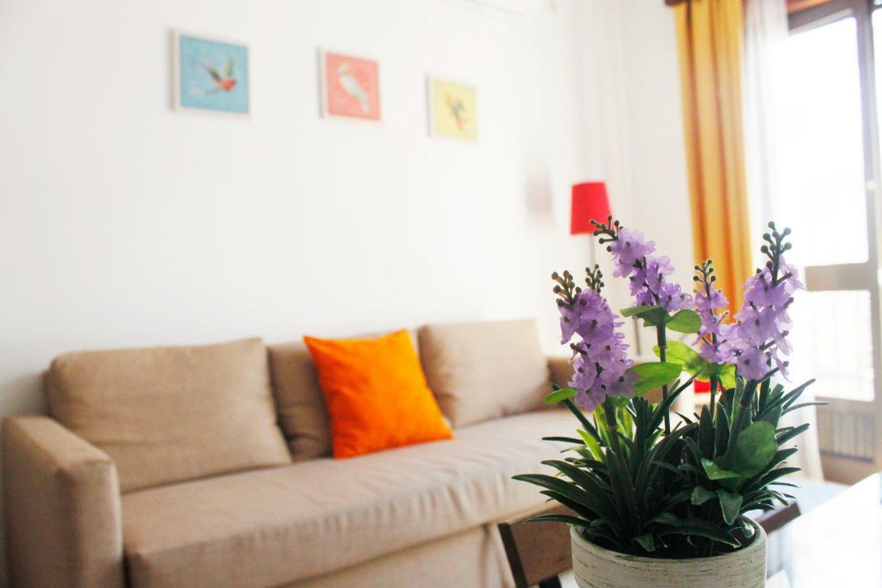 Azahar Apartamentos Triana V Sevilla Exteriör bild